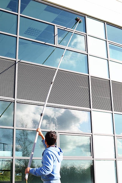 Water fed pole residential window cleaning Minnesota RODI pure water